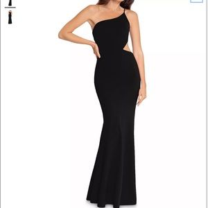 AQUA Asymmetric Side Cutout Gown - 100% Exclusive